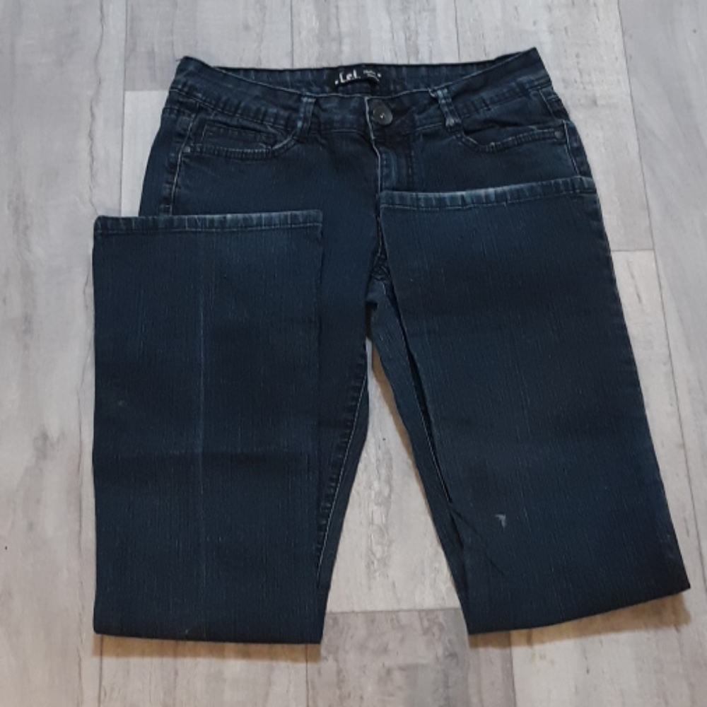 Womens LEI Classics jeans sz 7 low rise b71 Retro Chelsea Low rise Dark Wash